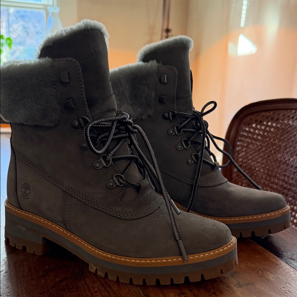 Timberland Women's Dark Gray Winter Boots